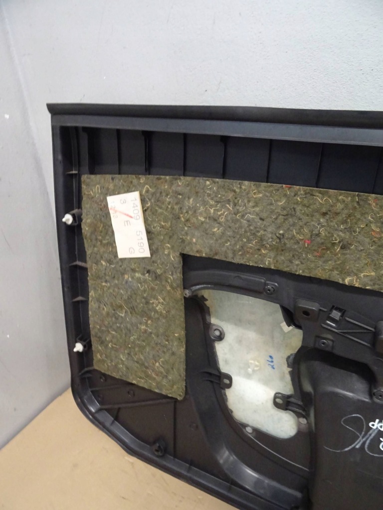 фото №8, Обшивка дверь правый перед nissan micra k12 3d hb nr607