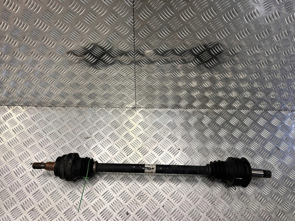 Купить Приводной вал задний  задняя mercedes gl w166 1663501110