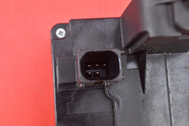 фото №8, Замок двері правий задня задній 24447346 opel signum c 03-08