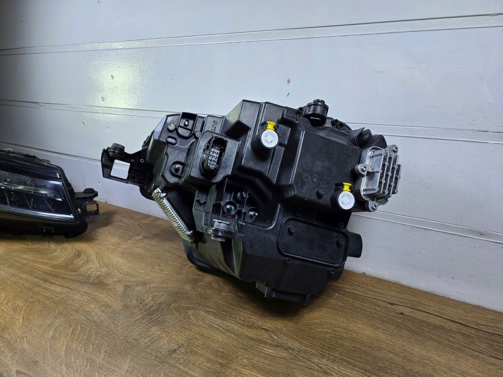 фото №9, Skoda karoq 57b lift лампа перед передня права crystal lighting 57b941036b