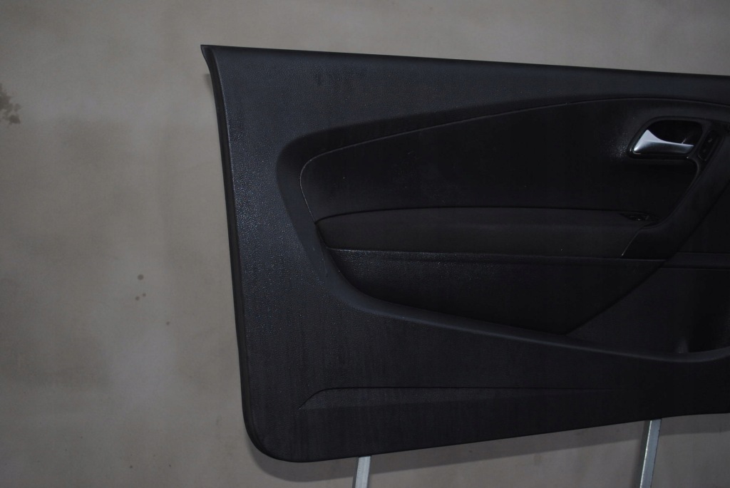 фото №5, Обшивки оббивка двері перед vw polo v 6r 3 двері