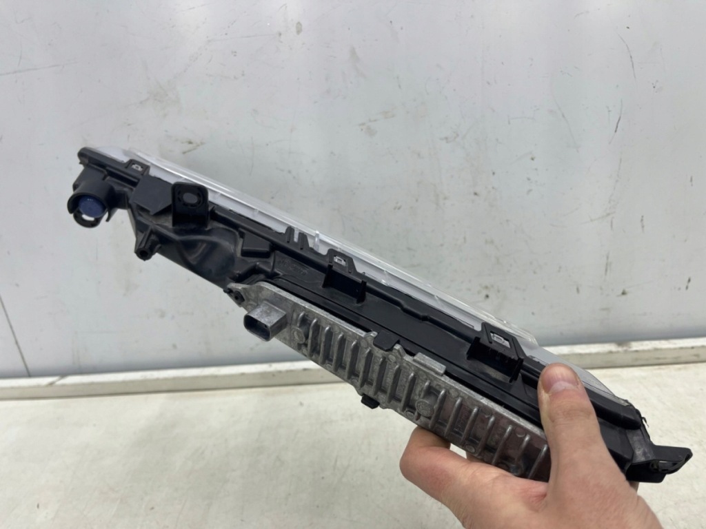 Фара фара porsche cayenne 9y gts 17r.- правий передній led drl європа Київ