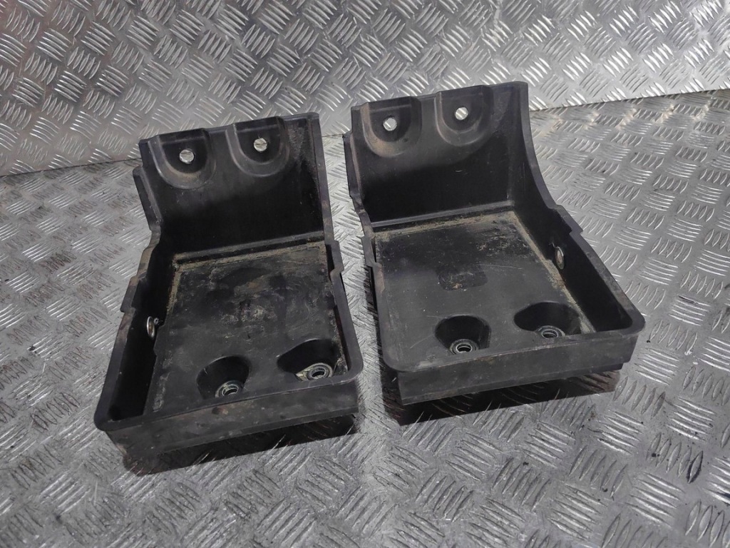 фото №1, Основание аккумулятор navara d23 np300 648604ja0a