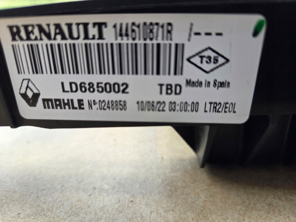 Купити Нова радіатор води з рамка renault trafic 3 2.0 dci рестайлінг  21- ld582001