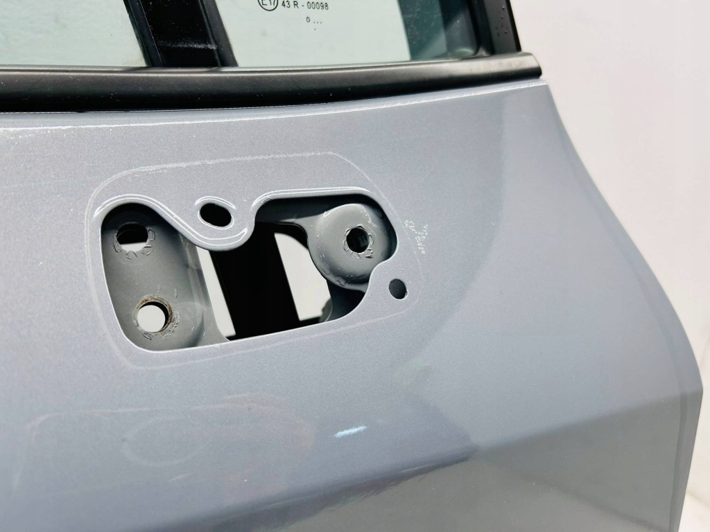 фото №8, Corolla e21 двері передні праве правий перед повний 1h5