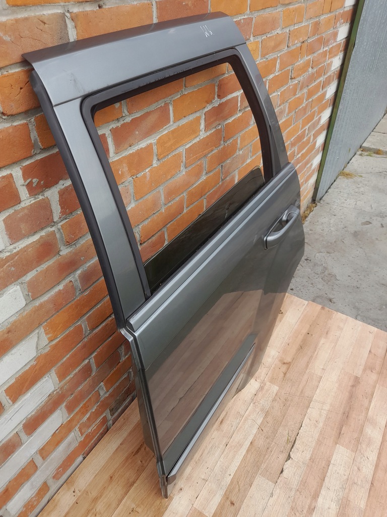 фото №13, Jeep grand cherokee wk 5-10 дверь левый задняя