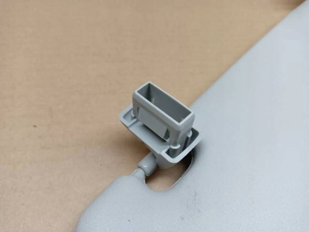 фото №2, Mitsubishi space star ii козирок правий сонцезахисний козирок