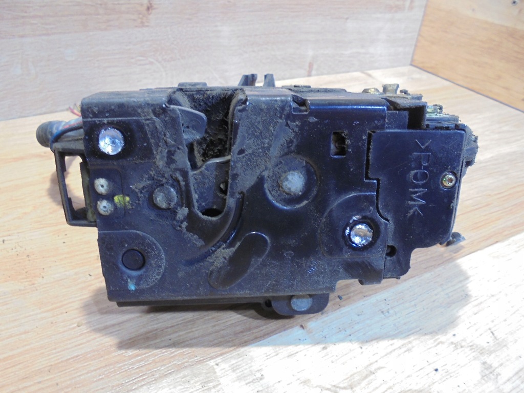 фото №4, Замок дверь правый перед vw passat b5