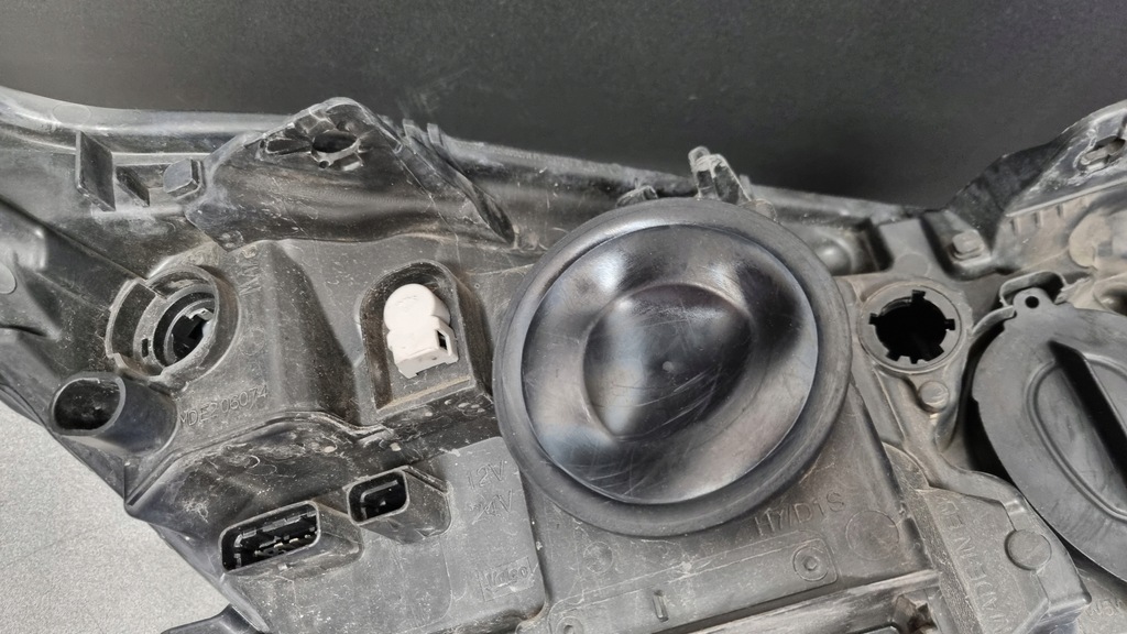 фото №9, Лампа фара левый перед renault laguna iii europa