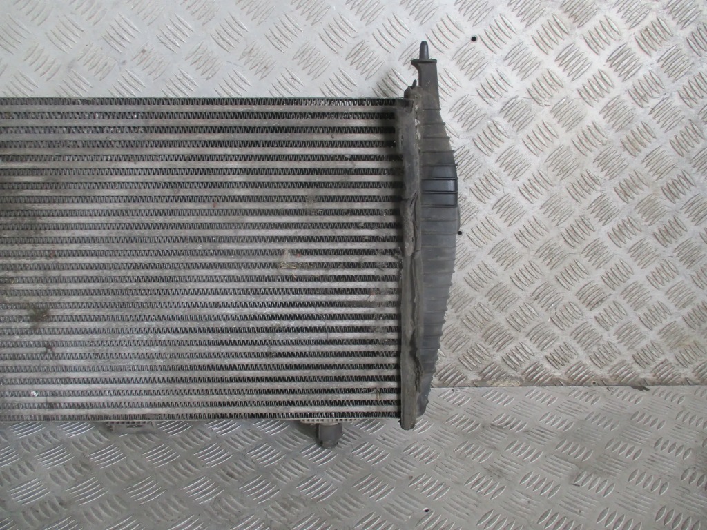 Радиатор воды peugeot 607 99-10 рестайлинг  e2rc Цена