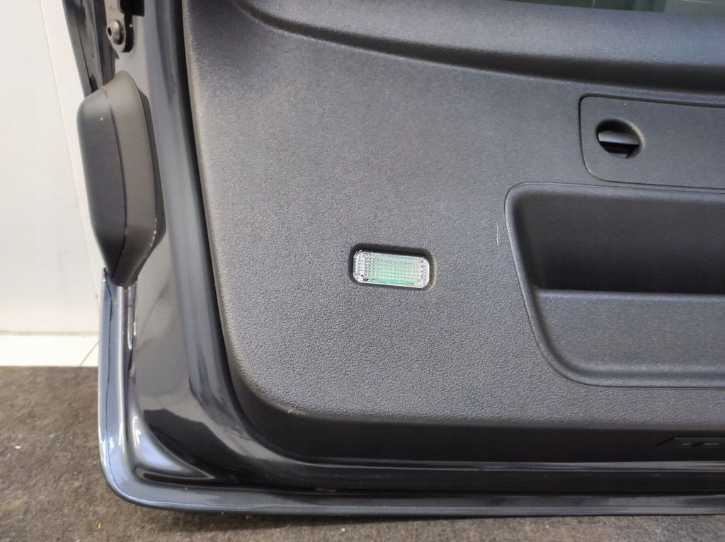 фото №9, Крышка багажника багажника комплектная usa audi q8 e-tron