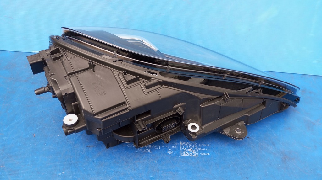 фото №10, Лампа левый перед full led porsche macan 95b lift 95b941015f тонированная 2022 rok