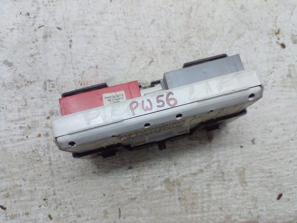 фото №4, Дисплей экран renault scenic i p8200028364a