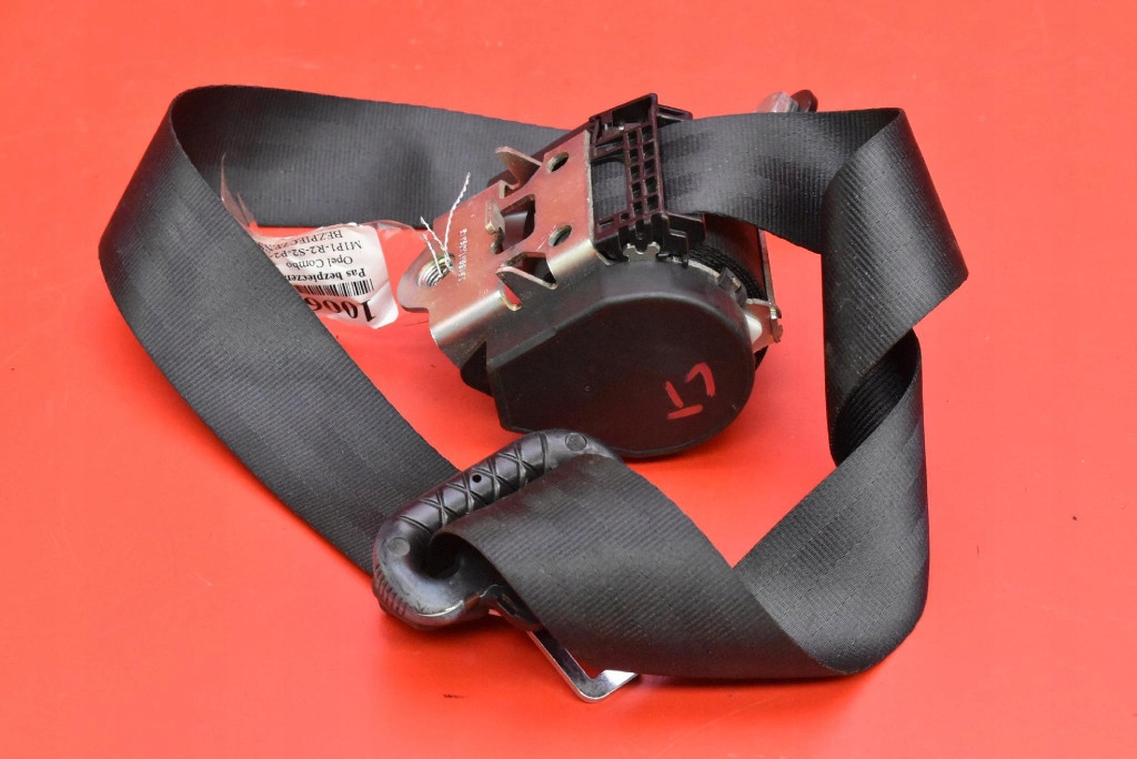 фото №1, Pas безопасности левый задняя 735556812 opel combo d 11-20