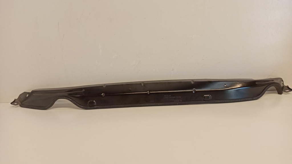 фото №1, Audi a3 8y жабо 8y0806239