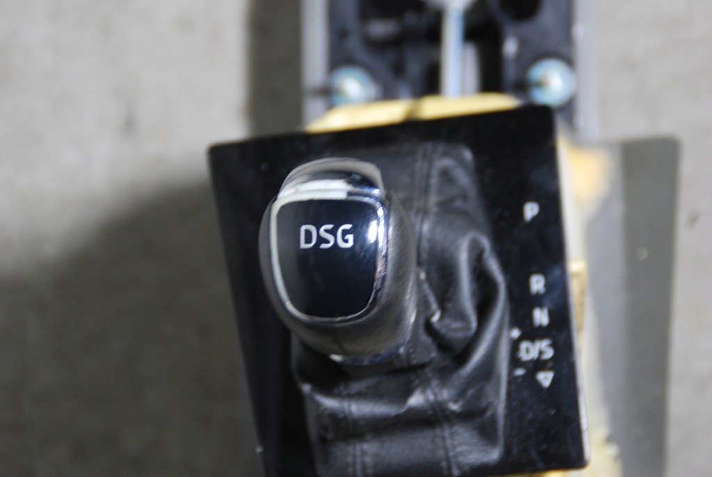 Superb iii dsg трос домкрат 3q0713085 vw skoda Київ