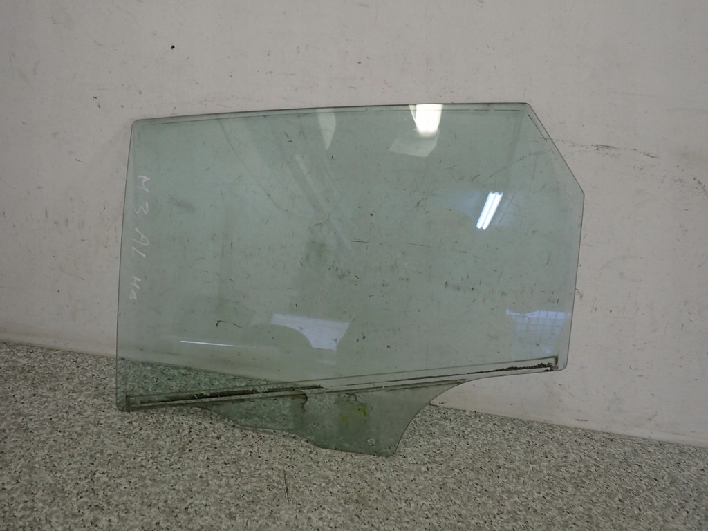 фото №1, Mazda3 mazda 3 bk hb 03-08 скло задня ліва