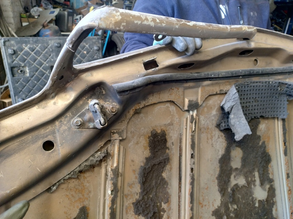 Купить Капот mercedes w126 купе sec