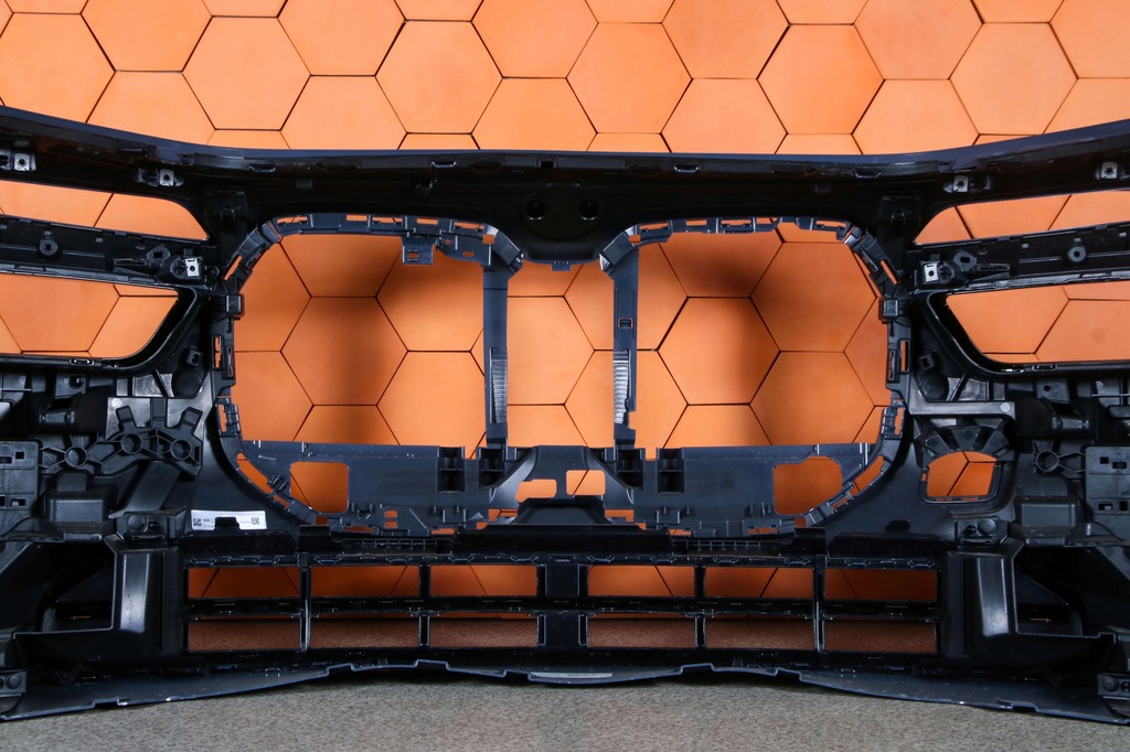 фото №8, Bmw 7 g70 i7 бампер перед передний цвет c55