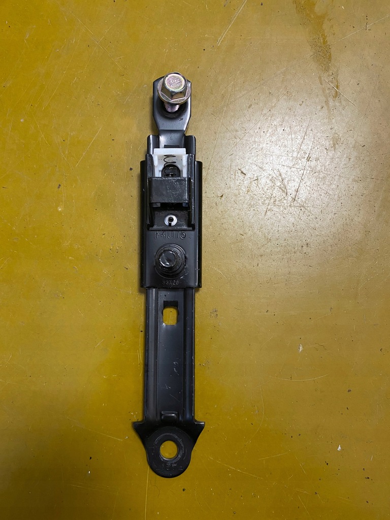 фото №1, Ползунок регулировка высоты поперечина infiniti q70