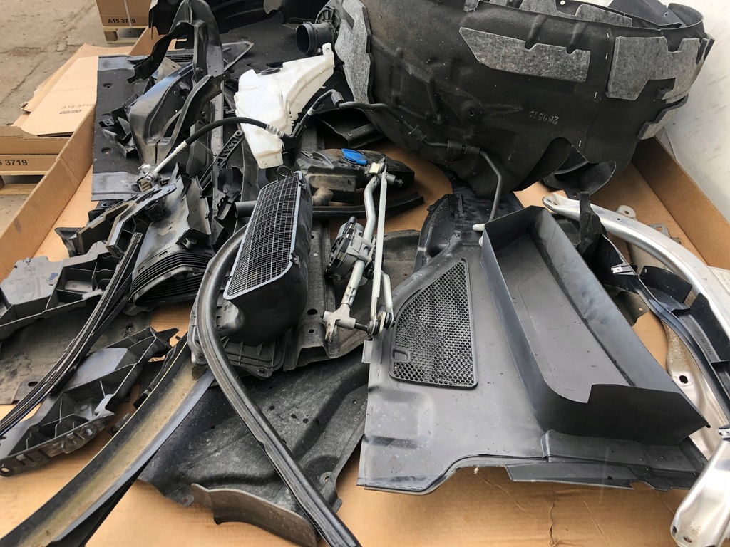 фото №11, Audi a7 c7 4g lift 3,0 tfsi s-line капот бампер лампи full led 50 km ls9r