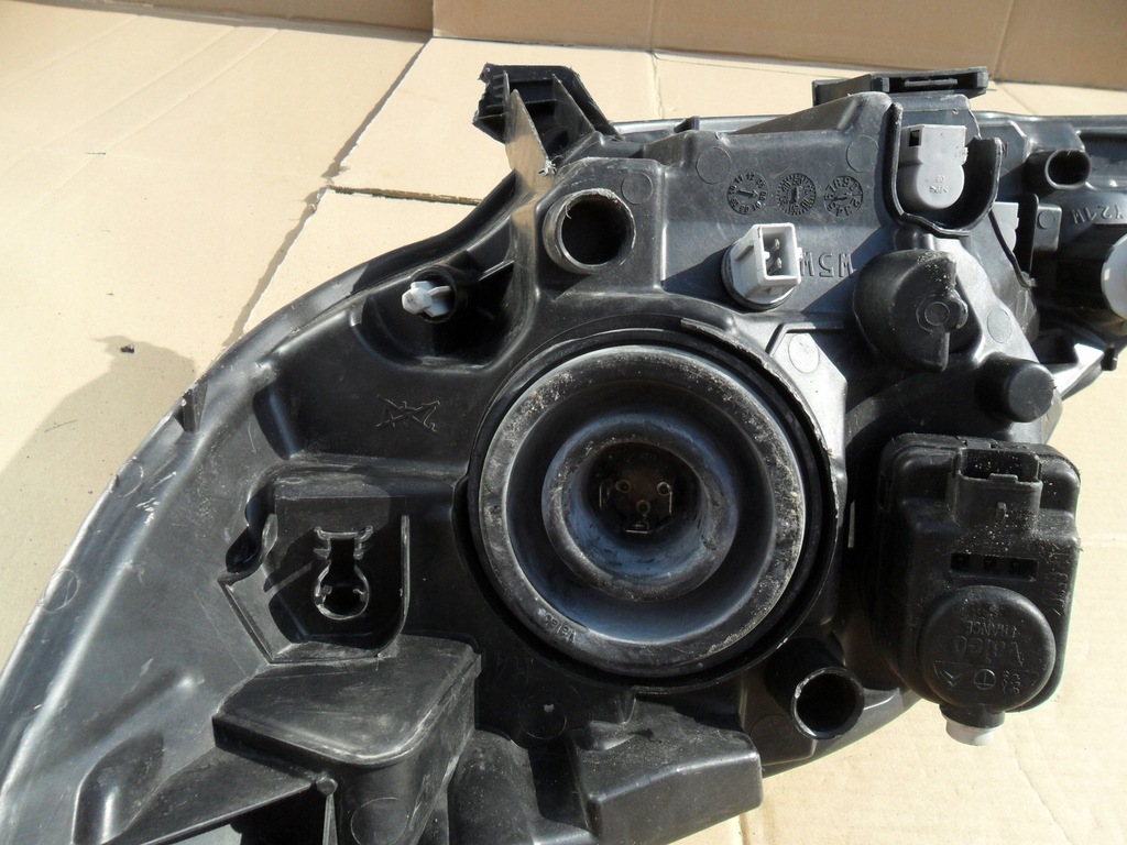 фото №14, Peugeot 107 81110-0h030 лампа правый перед передняя