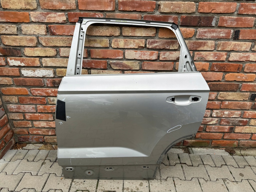 фото №1, Seat ateca двері задні ліва giełda poznań