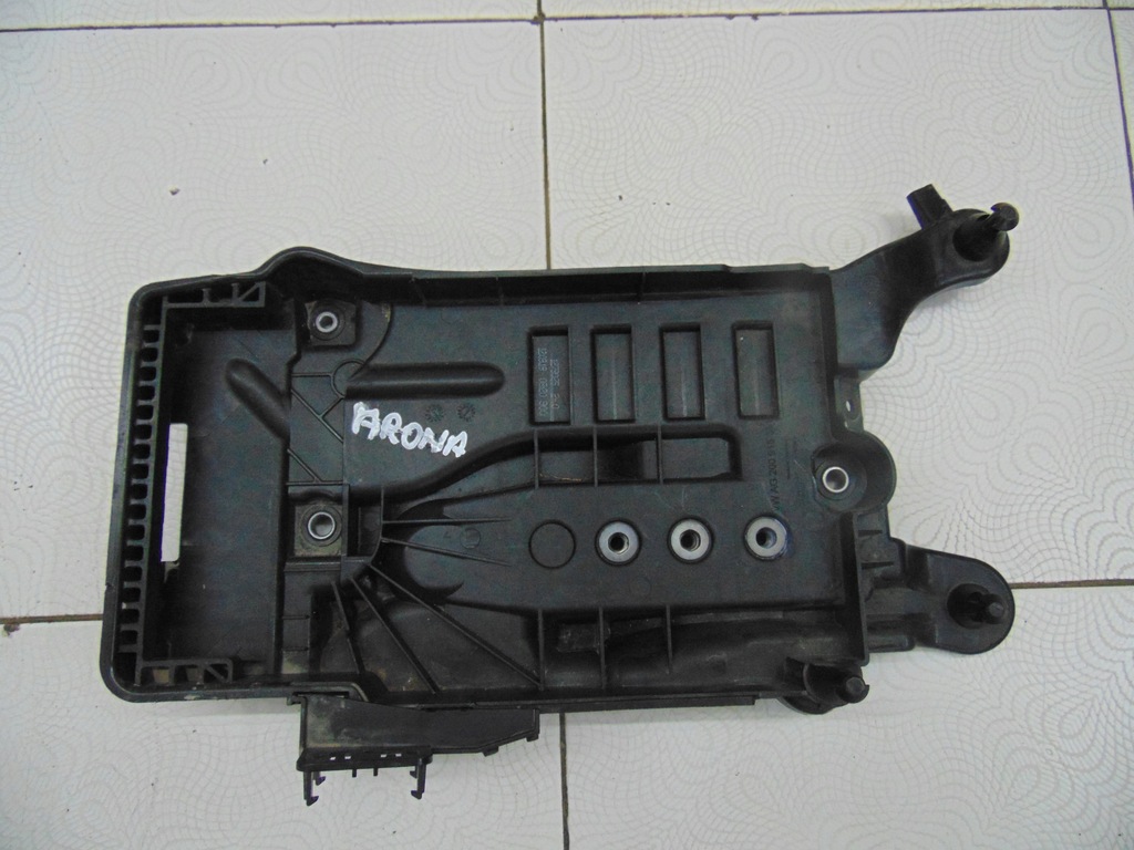 фото №1, Основание аккумулятор seat arona 6f9