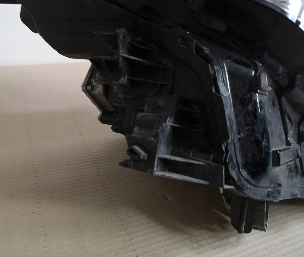 фото №5, Mazda 3 iv bp лампа full led правая перед передняя 9 pin