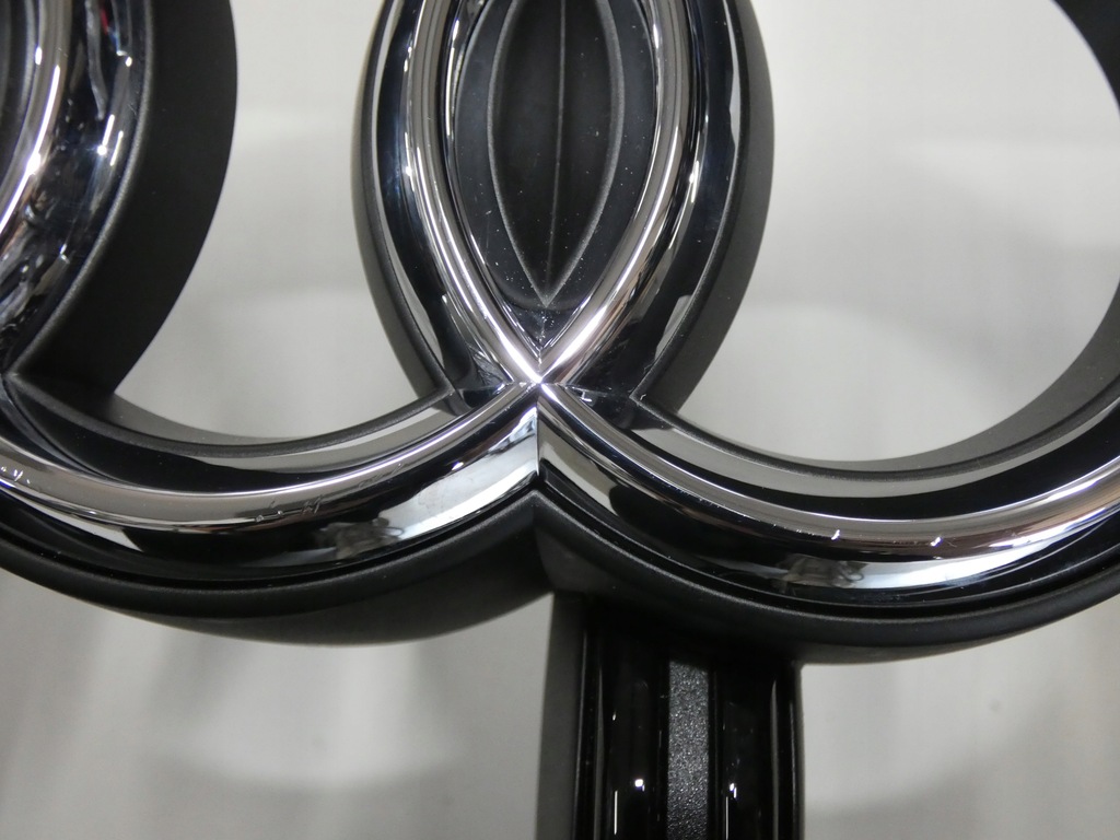 фото №14, Решітка радіатора, решітка радіатора audi sq-8 shadowline