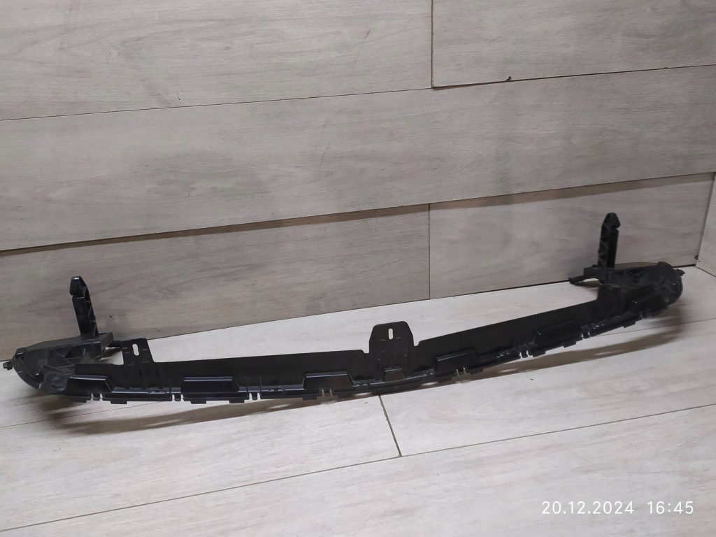 10603. mercedes glc amg кронштейн решётка радиатора a2548858703 в Украине