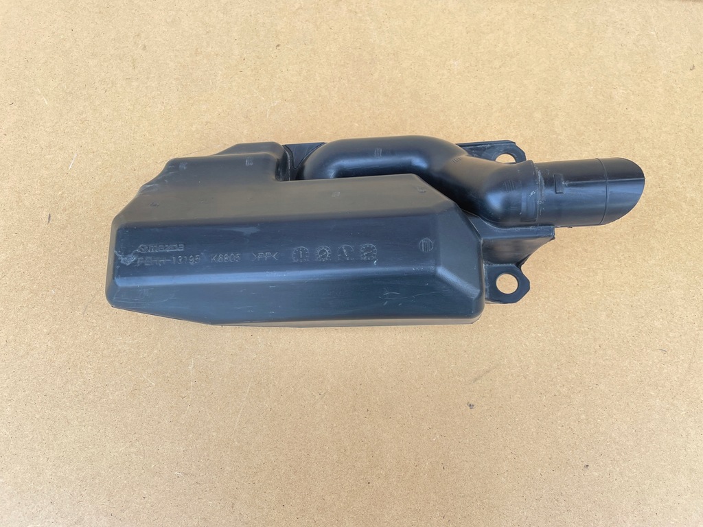 фото №1, Резонатор повітря mazda 3 6 cx-5 2.0