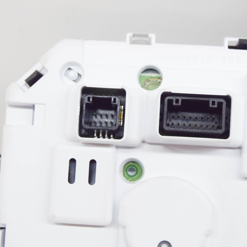 фото №6, Nissan leaf ii ze1 2020 счетчик / спидометр