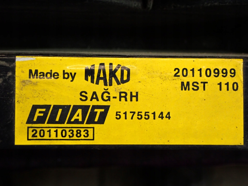 фото №10, Fiat doblo i 05-17 lift лампа задняя правая молдинг 51755144