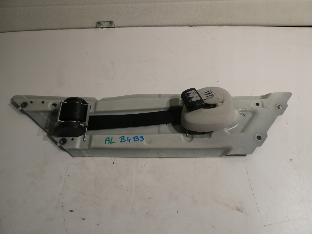 фото №1, Pas безпеки vw touran 1t0817680e