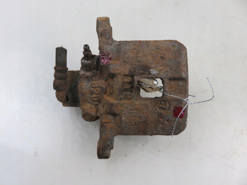 фото №6, Суппорт правый задняя subaru legacy iii