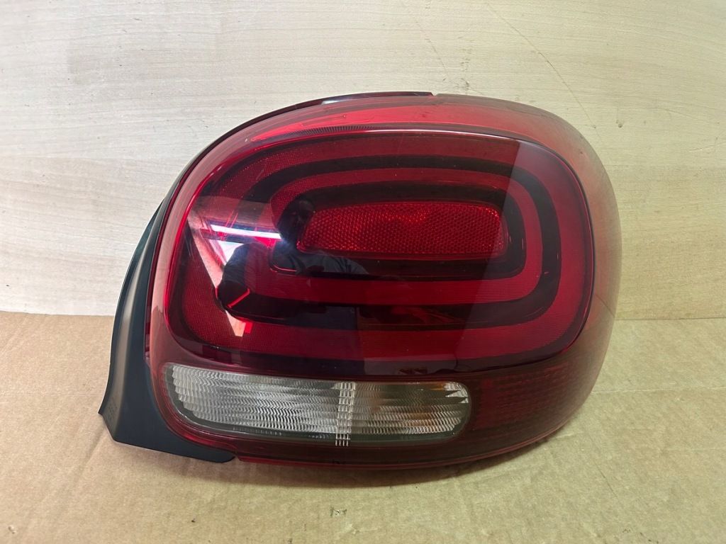 фото №1, Citroen c3 iii лампа правая задняя задняя 9812257480