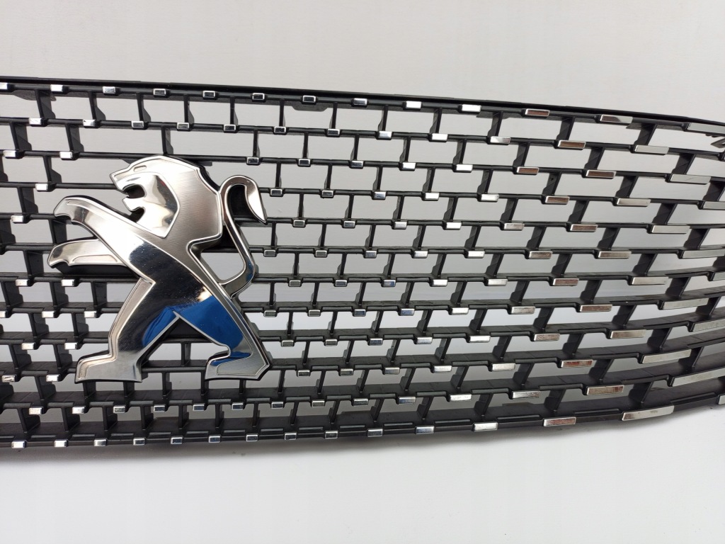 Купить Peugeot 3008 5008 ii 2 рестайлинг  2020- решётка радиатора решётка радиатора радиатора перед 9836769377