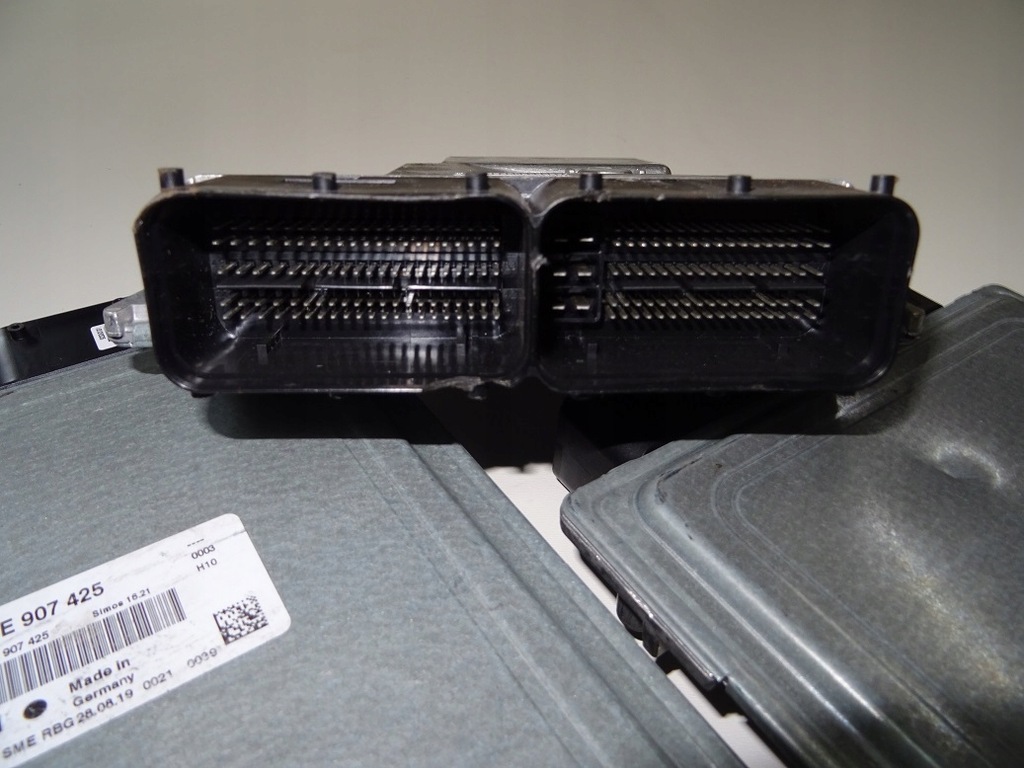 фото №6, Бортовой компьютер двигателя 06e907425 audi q7 4m 2015^