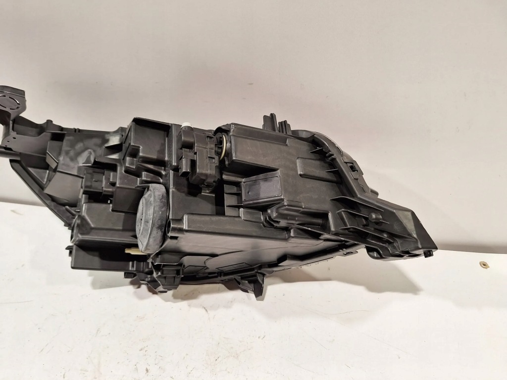 фото №8, Лампа перед левая led nowa peugeot 208 ii 19-