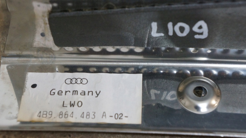 фото №11, Audi a6 c5 захист обшивка поріг багажника