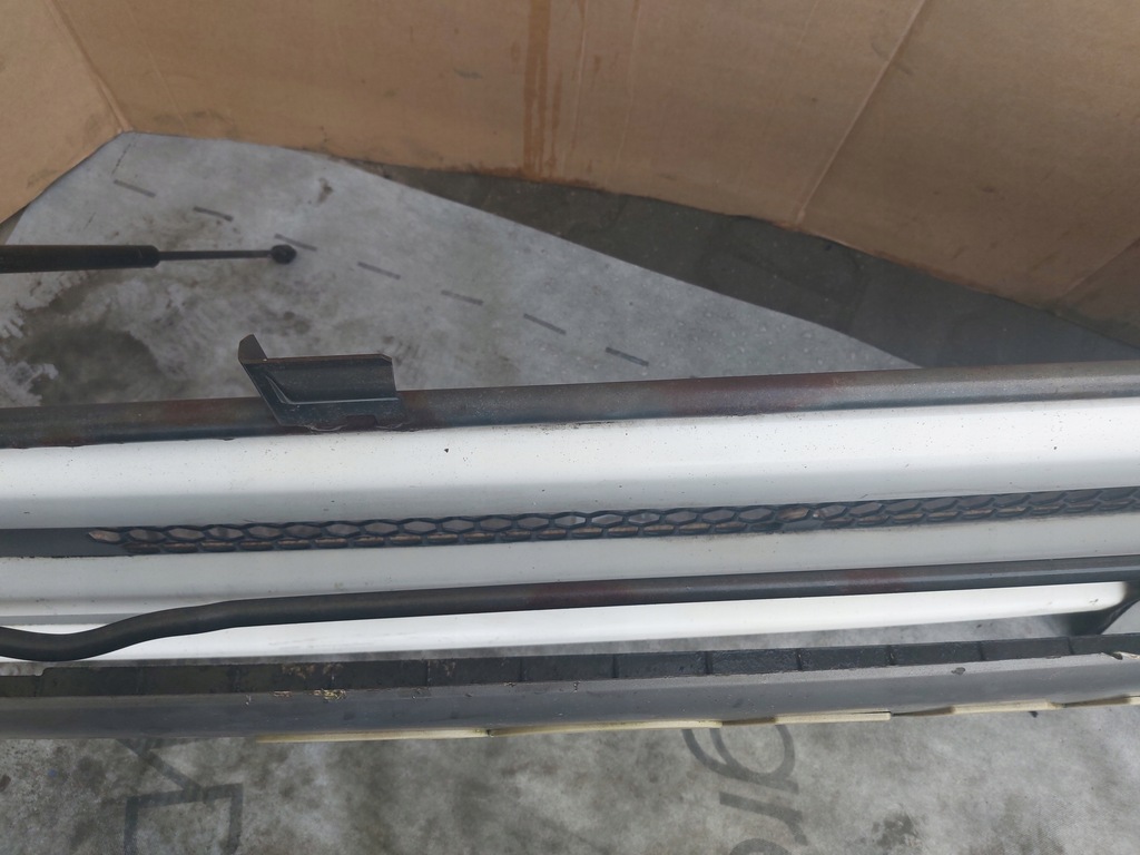 фото №11, Капот решётка радиатора gill scania serii 4 кронштейн кронштейн