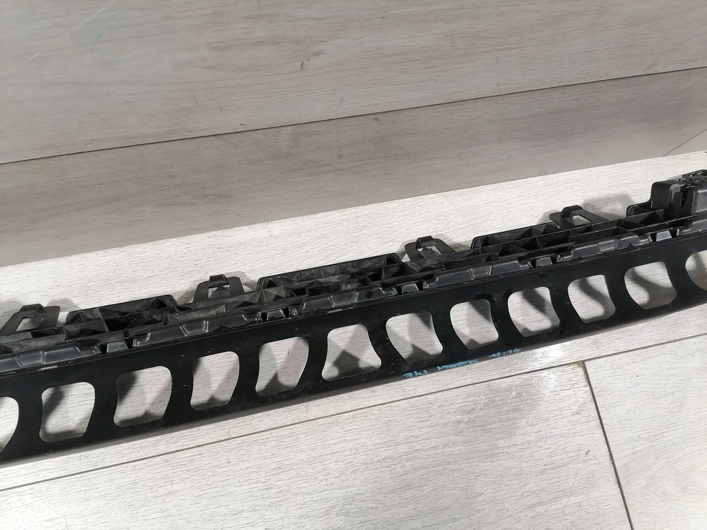 фото №7, Mercedes w223 напрямна середній бампер задня a2238857200