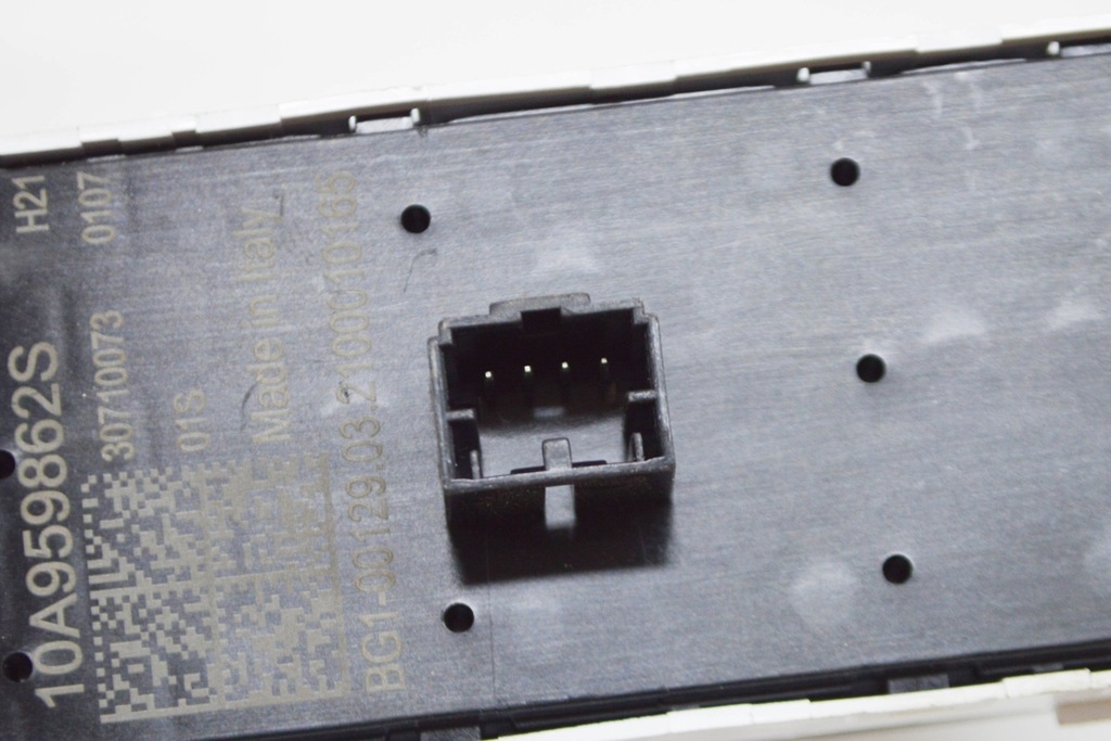 фото №6, Volkswagen id.4 e21 performance переключатель стекло дверь передних правых 1