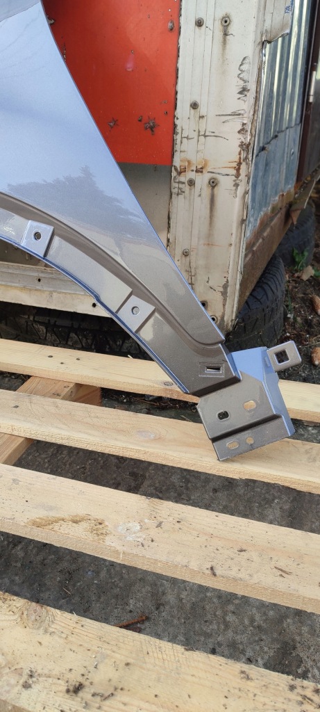 Крыло  пластик левое  перед передний renault captur 03.2013-02.2020 kng Цена