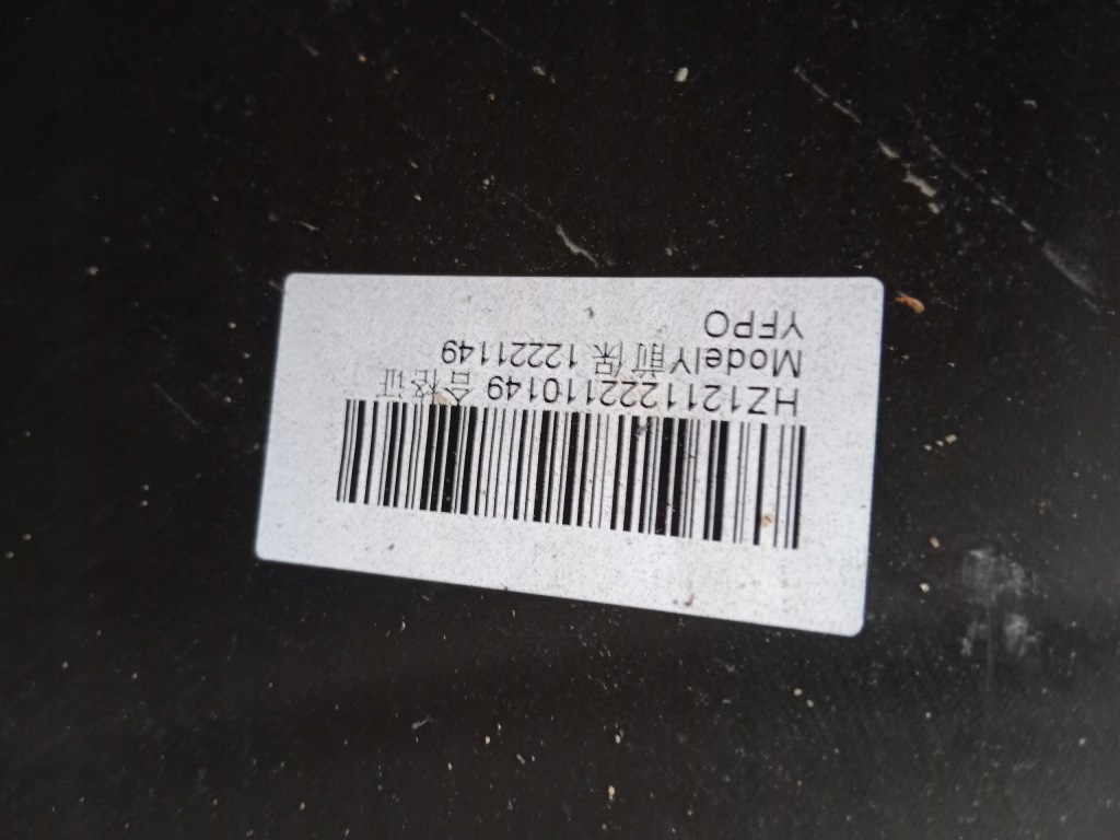 Бампер перед передний tesla model y 1540101-05-b Оригинал