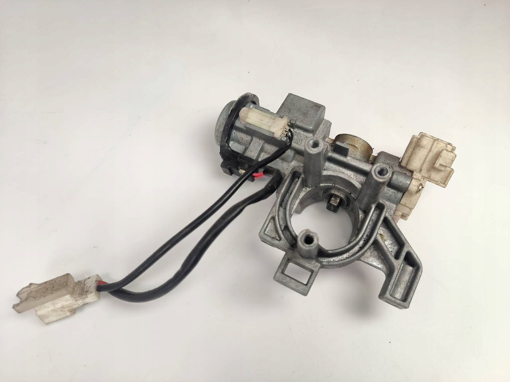 фото №6, Замок зажигания 381150 daihatsu