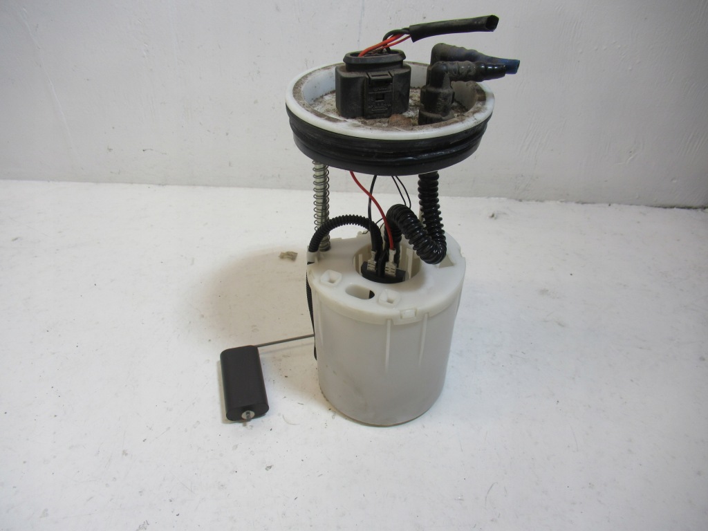 фото №1, Насос пального поплавок vw polo iv 9n 1.4 700468850 9