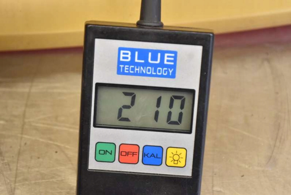 фото №8, Кришка багажника багажника задня задня жовта vw fox 3d 05-09