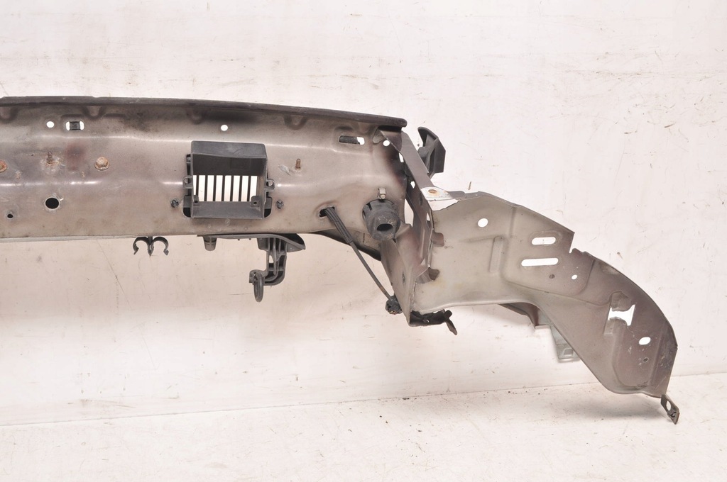 фото №7, Volvo s40 ii v50 pas передний усилитель 463-46